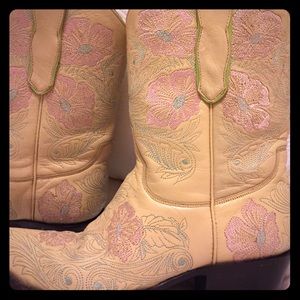 Old Gringo Cow Girl Boots... YeeHaa!